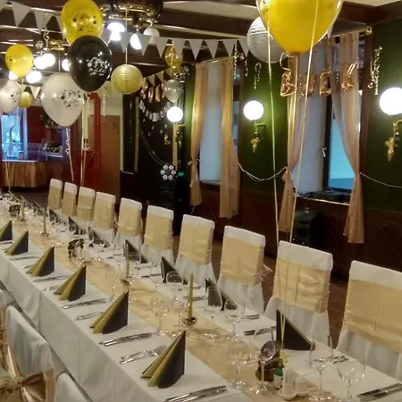 Penzion Vinceller Panzio Es Etterem *